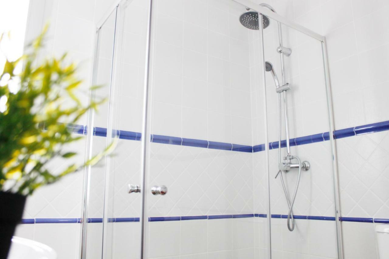 Azahar Apartamentos Triana V セビリア エクステリア 写真